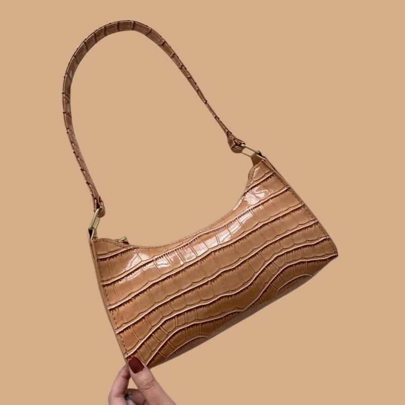 Women’s Handbag with Top Zip Closure