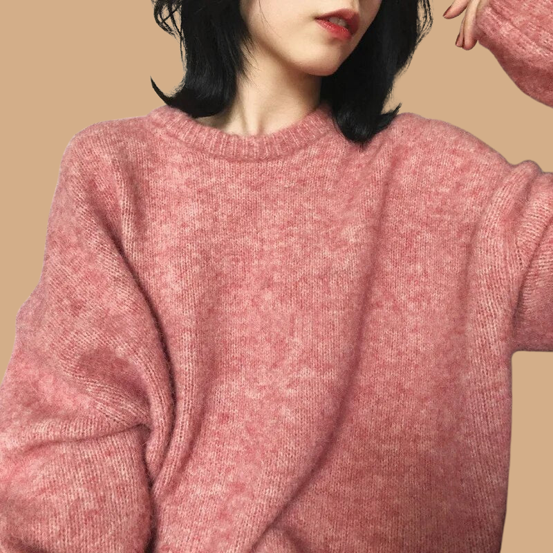 Women’s Oversized Knit Jumper with Chunky Knit and Ribbed Cuffs